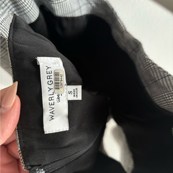 Waverly Grey Kelci Plaid Peplum Top - Picture 3 of 5